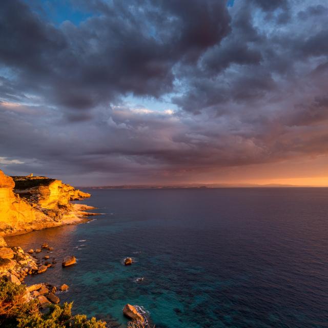 Falaises Bonifacio Campu Rumanilu Coucher Soleil