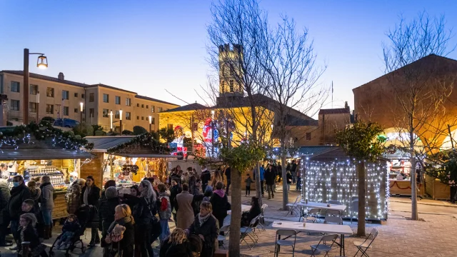 Ambiance Natali In Bunifazziu Marche Noel Bonifacio