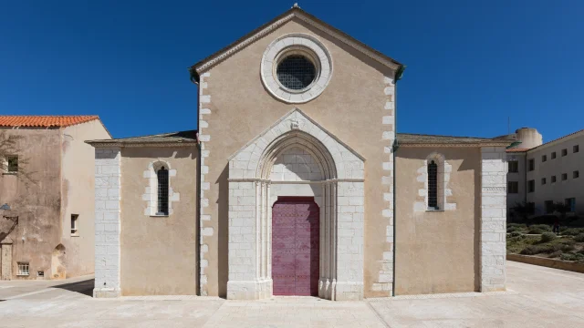 Eglise Saint Dominique Vue Exterieure Bonifacio