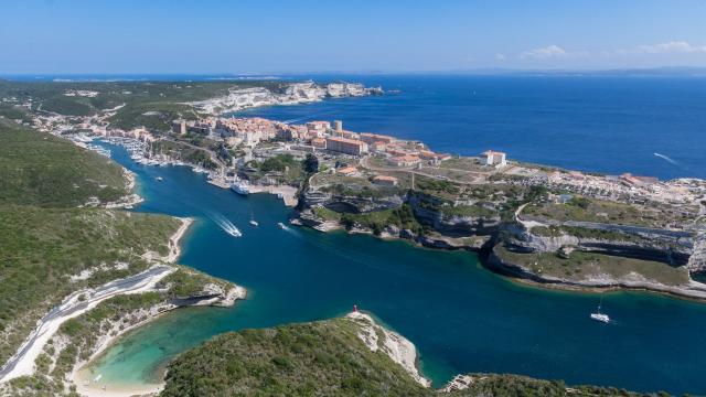 Citadelle Goulet Falaises Nature Vue Aerienne Bonifacio