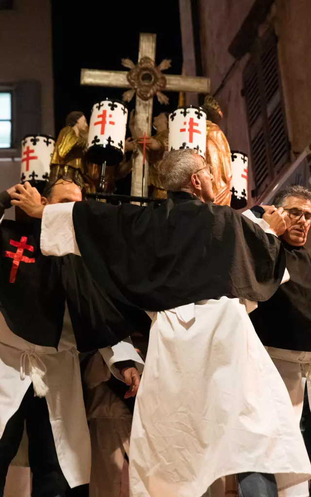 Semaine Sainte Procession Ste Croix Portage Chasse Omt Bonifacio G Santilaurini