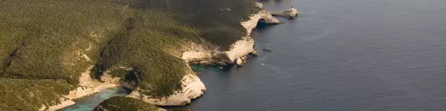 Vue Cote Vegetal Et Calcaire Par Avion Omt Bonifacio E Volto