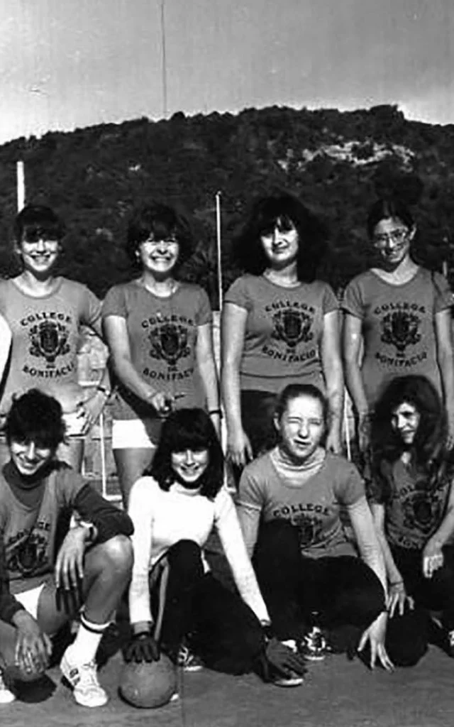 Equipe Feminine Handball 1980 Parcours Patrimoine Sportif Bonifacio