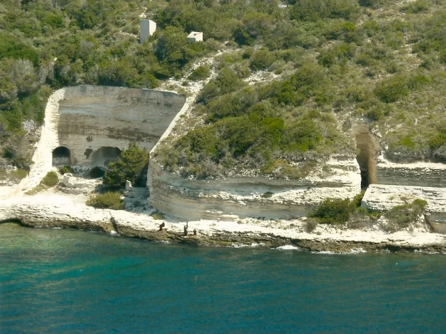 Batterie Catena Exterieur Bonifacio