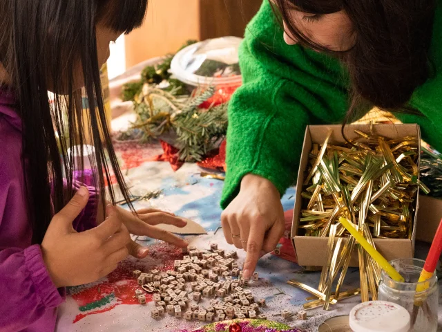 Atelier Creatif Enfant Maman Festi Di Natali Marche Noel Bonifacio