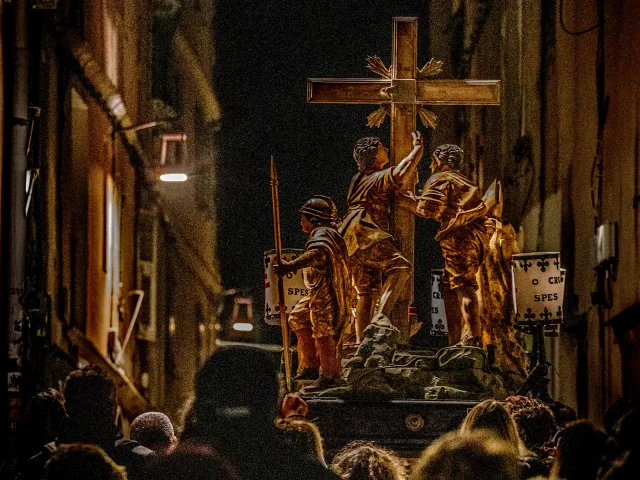 Vendredi Saint Procession Nocturne Bonifacio