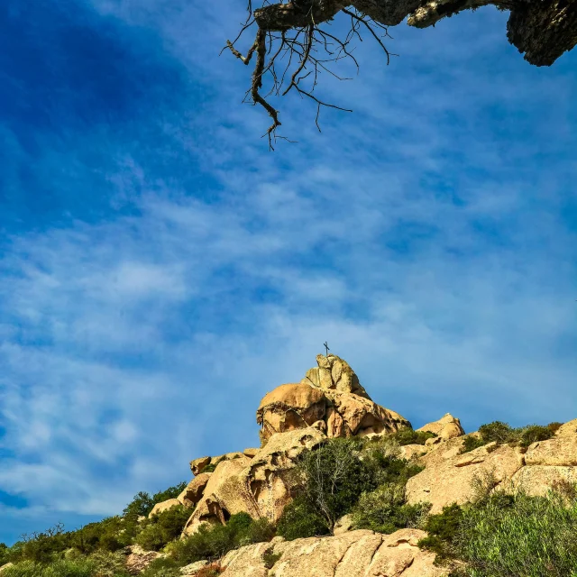 Trinite Paysage Rocheux Croix Bonifacio